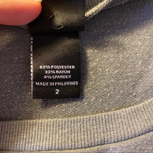 ✨rebel wilson for torrid gray quilted sweatshirt✨ - Picture 7 of 8